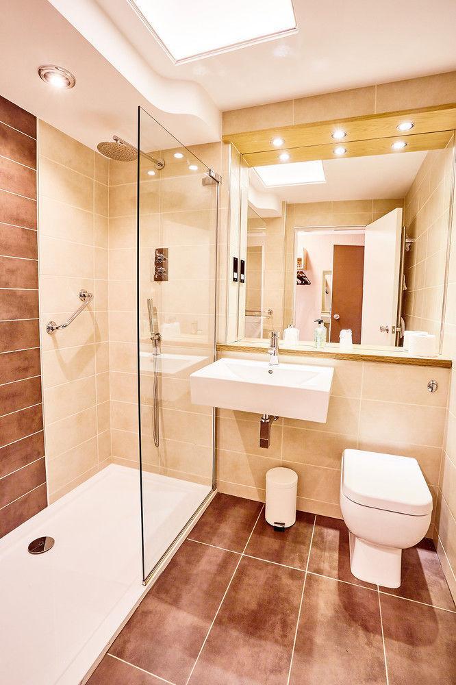 Abbotsford Hotel Dumbarton Eksteriør billede